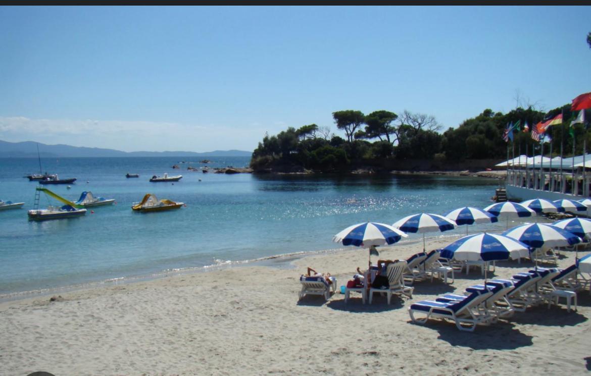 Superbe Pieds Dans L Eau Ajaccio Face A La Mer Plage De Sable Fin Route Des Iles Des Sanguinaires Екстер'єр фото